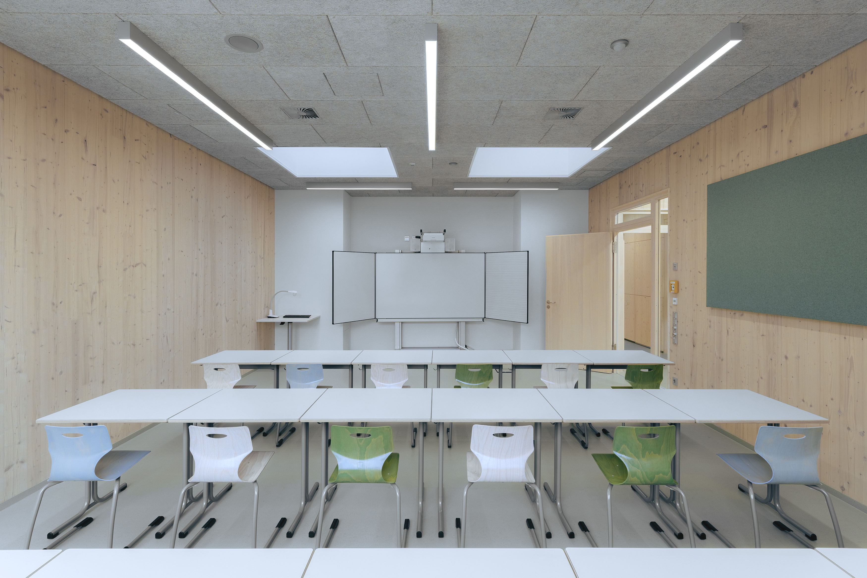 BHK Architects: Full-Time Day School